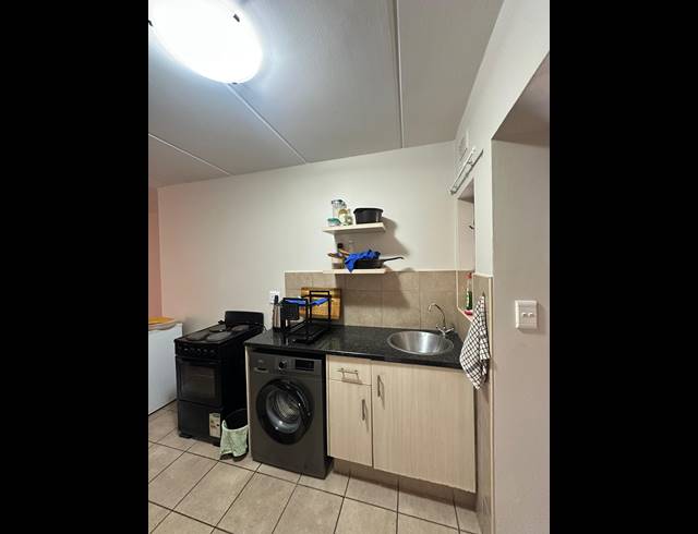 1 BEDROOM APARTMENT FOR SALE IN ALLANDALE
